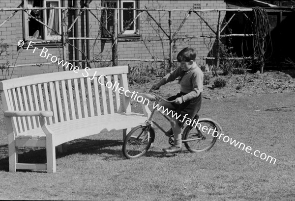 CASTLERIGG   MARTIN B  CHILDREN  JOHNNIE AND VALERIE SZULC ON BIKE